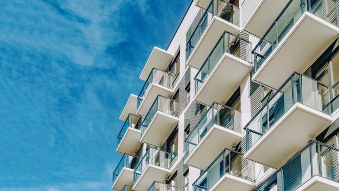 Bnp_Paribas_Real_Estate_Detail of Modern residential apartment exterior